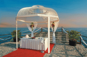 Свадьба на Кипре на террасе или на пирсе отеля Elias Beach 4*, Лимассол